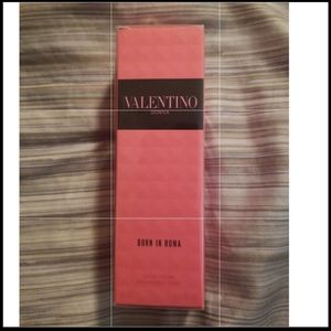 🆕Valentino Born in Roma, travel size